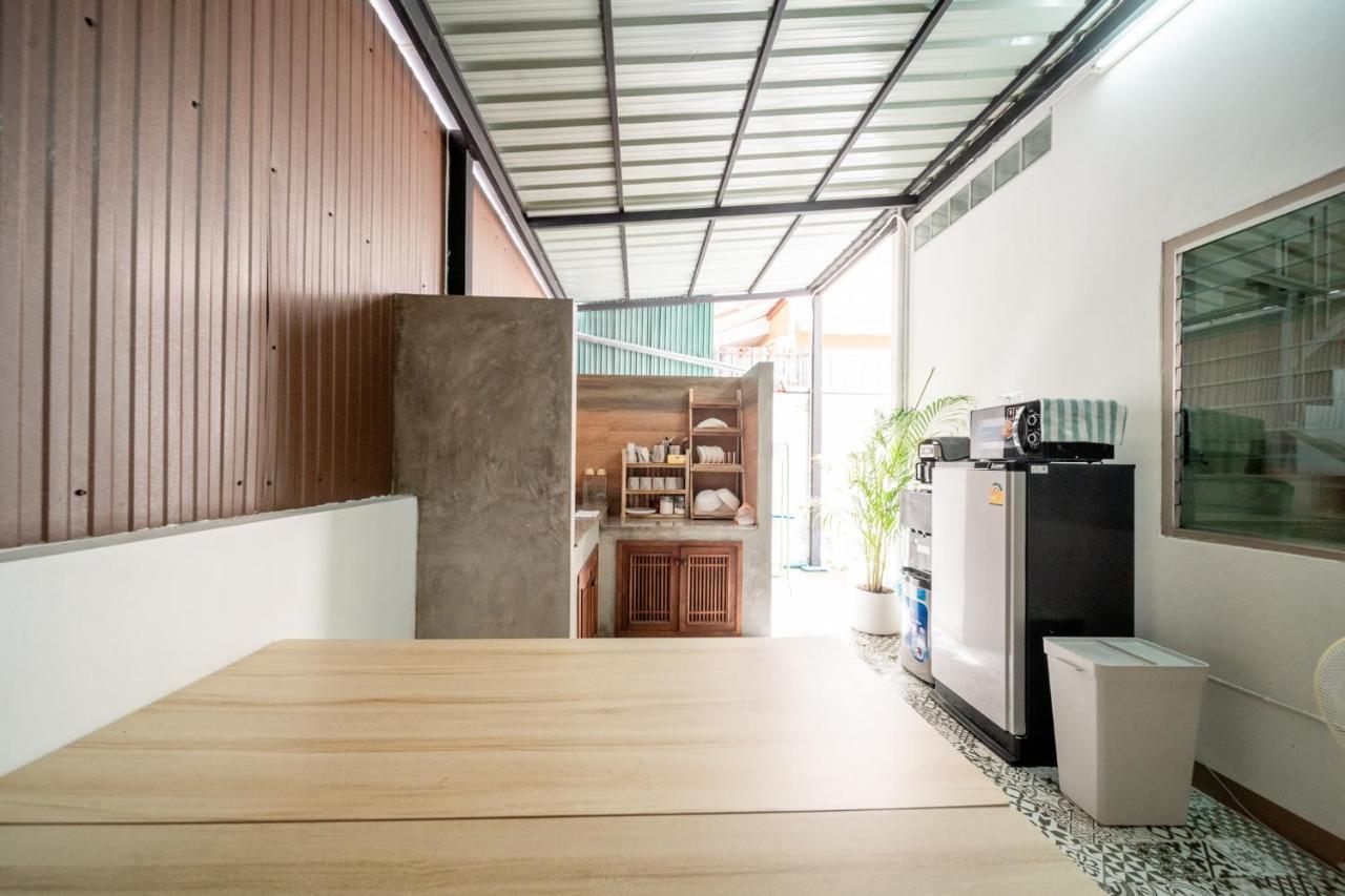 Socialer Coliving & Coworking Space Chiang Mai Exterior photo