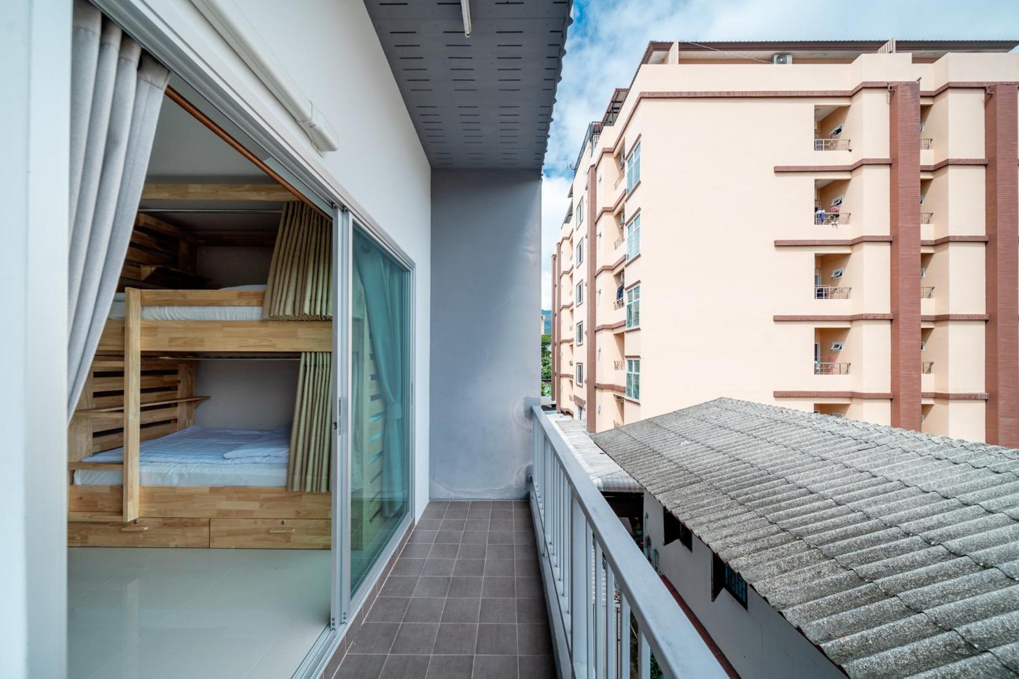 Socialer Coliving & Coworking Space Chiang Mai Exterior photo